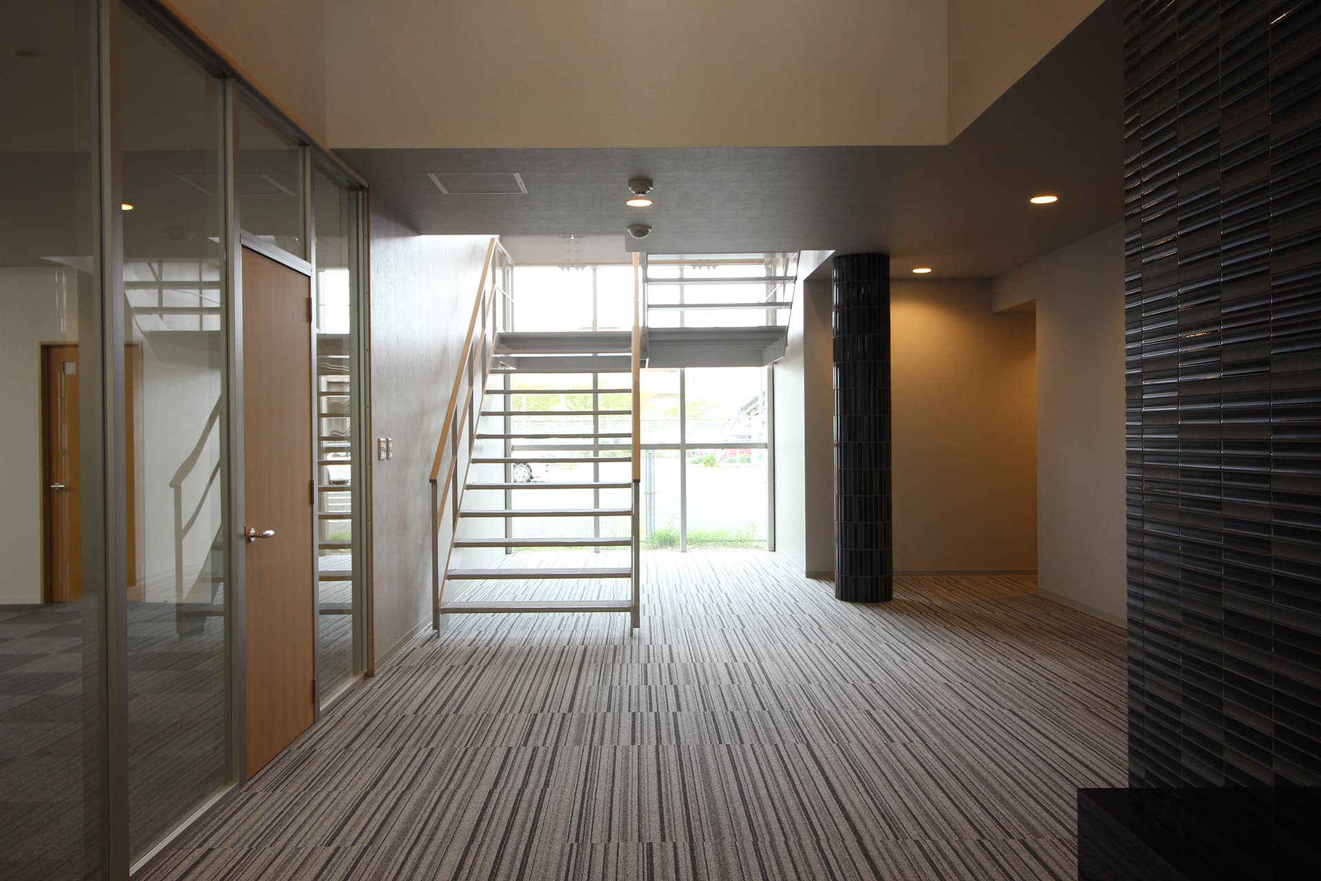写真｜社屋_02